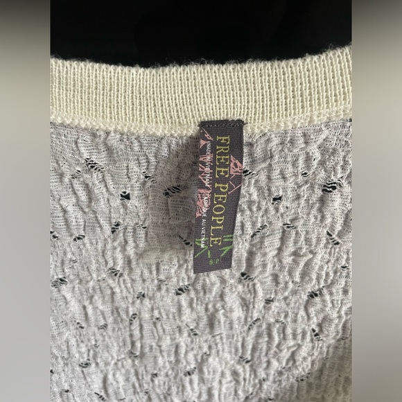 Free people lace button up top - Picture 2 of 8